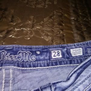 Size 28 skinny miss me Jeans